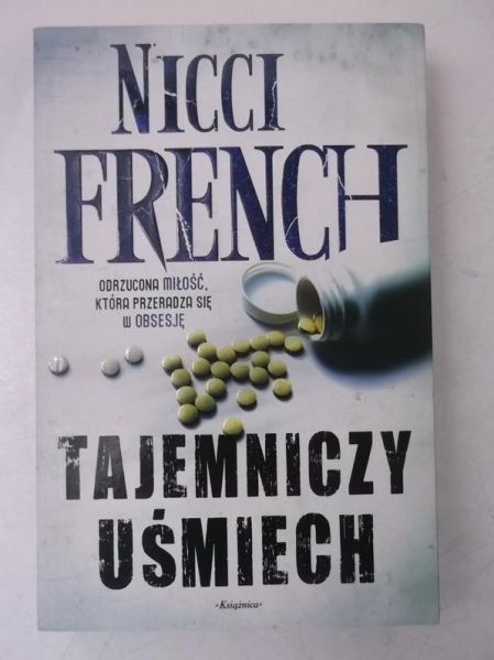 Tajemniczy usmiech