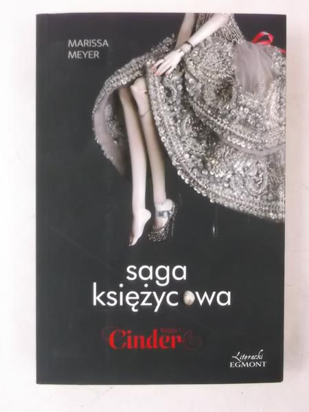 Saga księżycowa: Cinder. Księga I