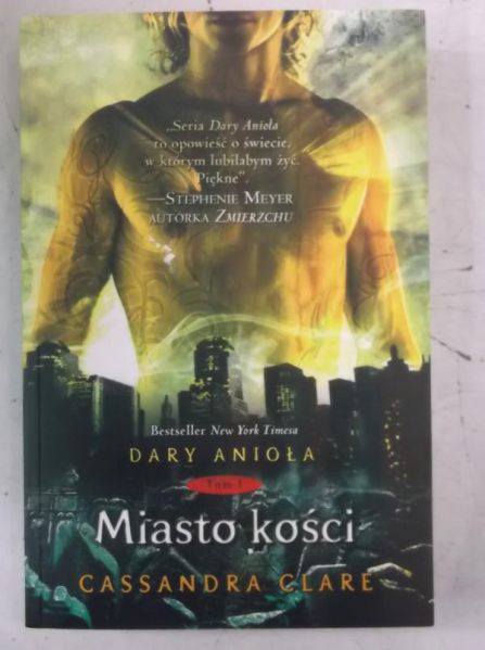 Miasto kości. Dary anioła, Tom I