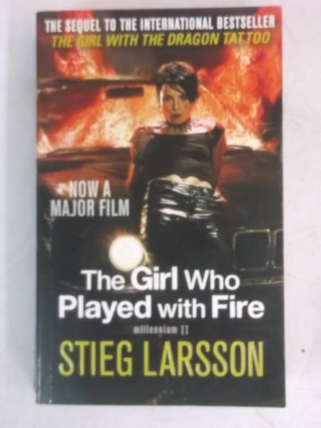Larsson Stieg - The Girl Who Played with Fire