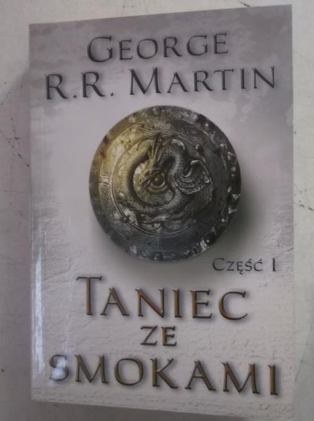 Taniec ze smokiem, Część I