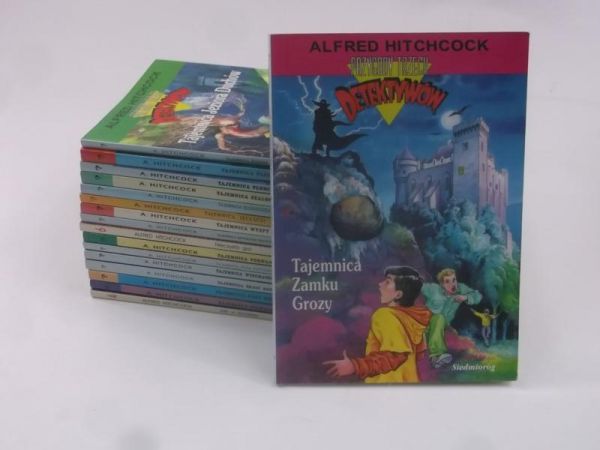 Hitchcock Alfred - Przygody trzech detektywów, 17 tomów