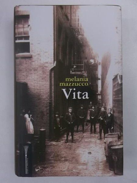 Mazzucco Melania - Vita