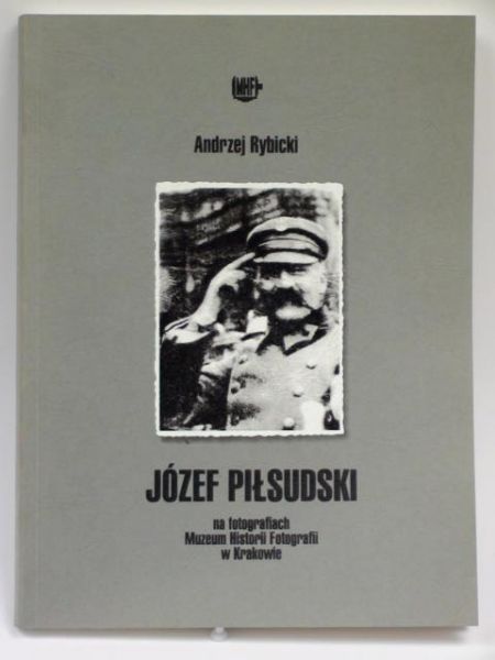 Józef Piłsudski na fotografiach
