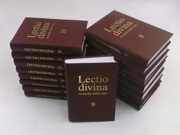 Lectio divina na każdy dzień roku, 17 książek