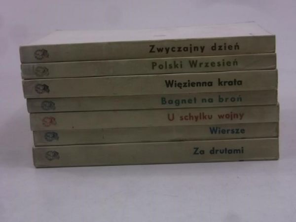 Antologia pamięci 1939-1945, 7 tomów