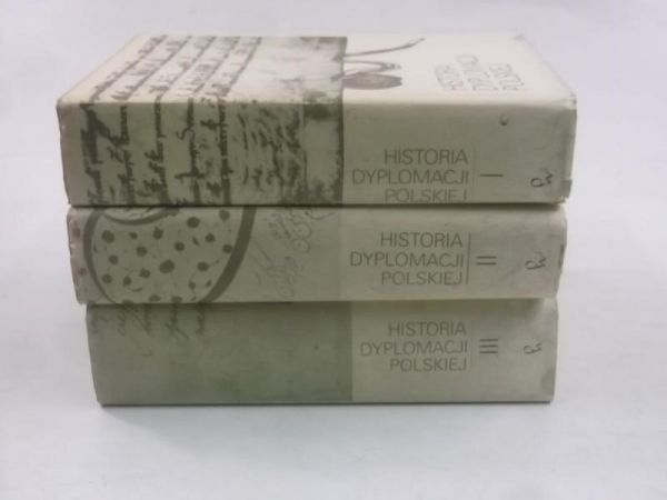 Historia dyplomacji polskiej, Tom I-III