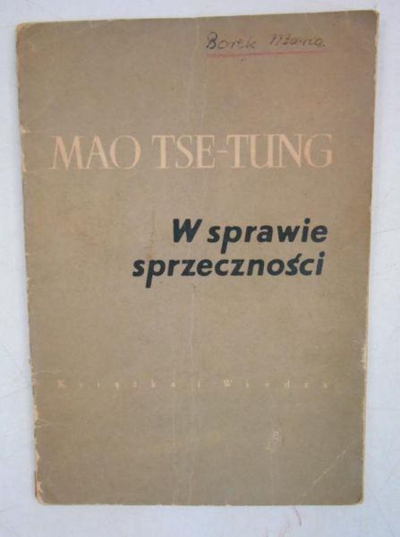 W sprawie sprzeczności