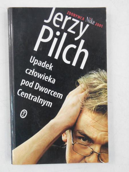 Upadek człowieka pod Dworcem Centralnym