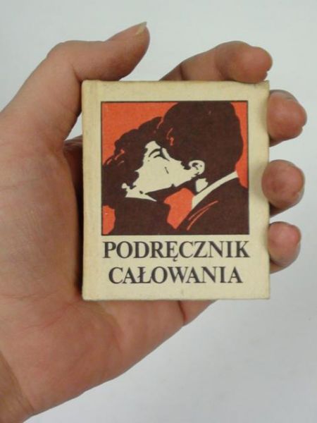 Podręcznik całowania, MINIATURA