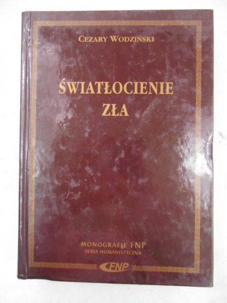 Światłocienie zła