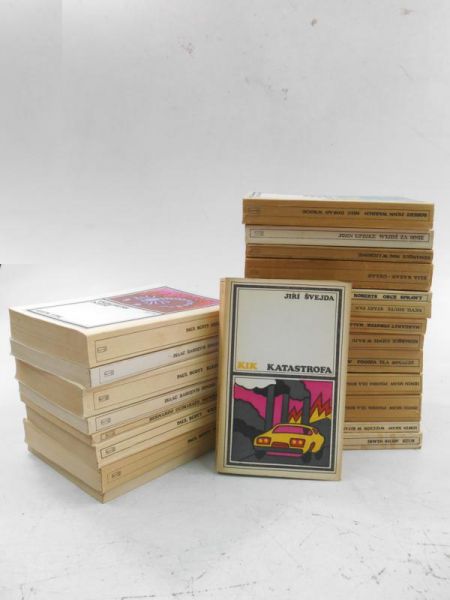 Klub Interesującej Książki, 22 tomy