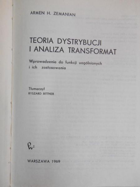Teoria dystrybucji i analiza transformat