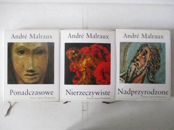 Nadprzyrodzone / Ponadczasowe / Nierzeczywiste