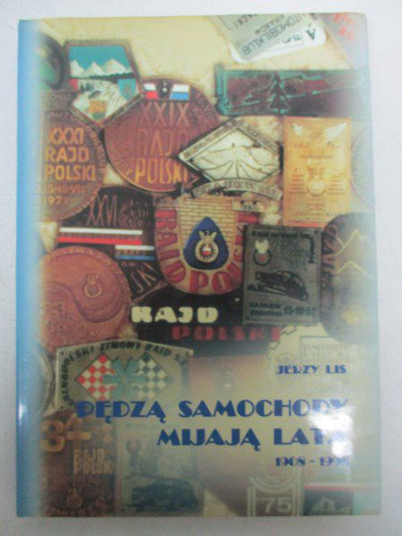 Pędzą samochody, mijają lata