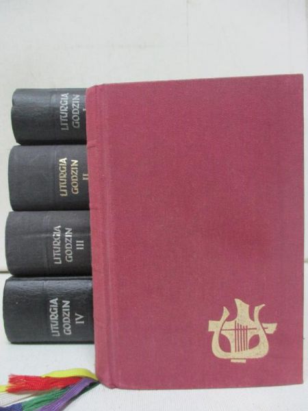 Liturgia godzin, cz. I-IV oraz Wydanie skrócone