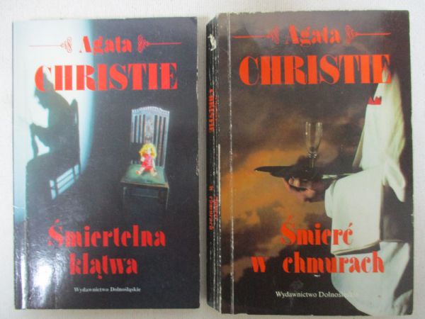 Christie Agata - Śmierć w chmurach / Śmiertelna klątwa