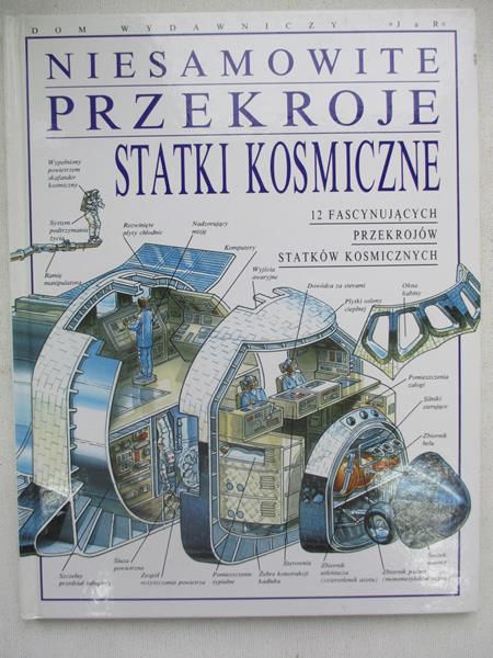 Butterfield Moir -  Niesamowite przekroje: Statki kosmiczne