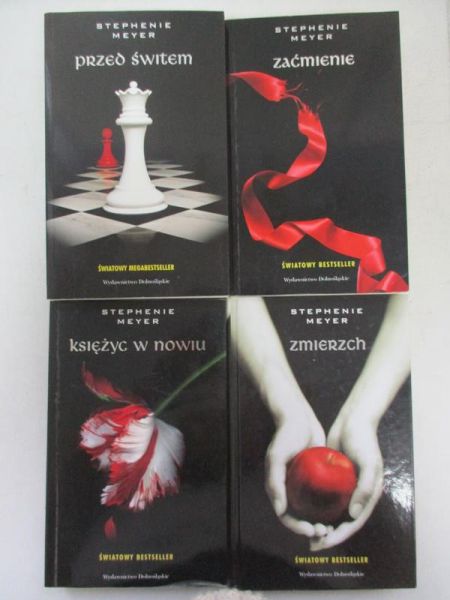 Saga Zmierzch, Tom I-IV