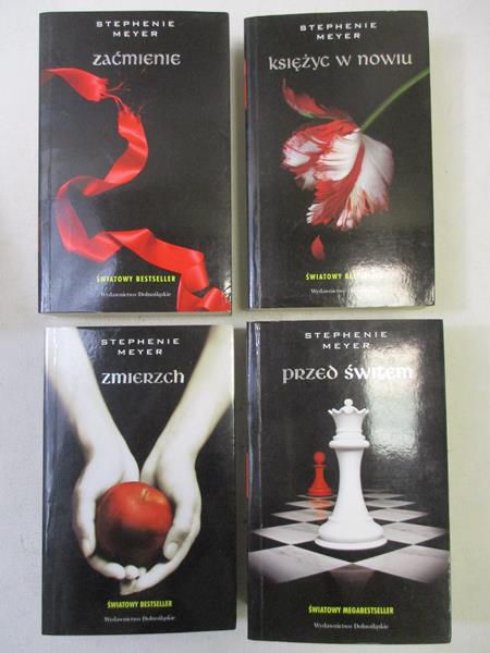 Zmierzch / Przed świtem / Księżyc w nowiu / Zaćmienie