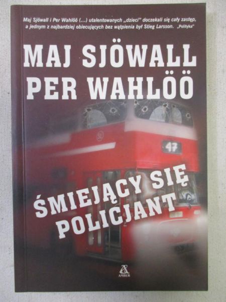 Śmiejący się policjant
