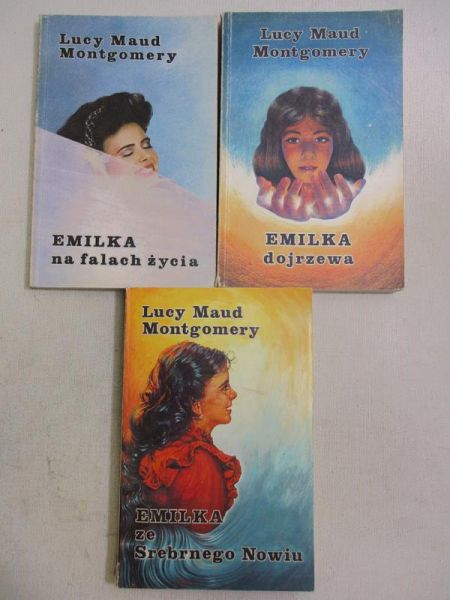 Emilka ze Srebrnego Nowiu / Emilka dojrzewa /  Emilka na falach życia