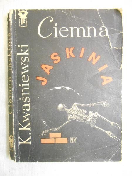 Ciemna jaskinia