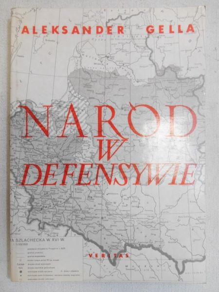 Naród w defensywie