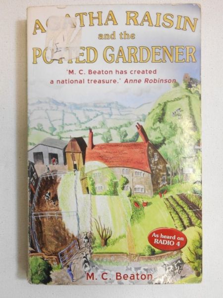Agatha Raisin and the Potted Gardener
