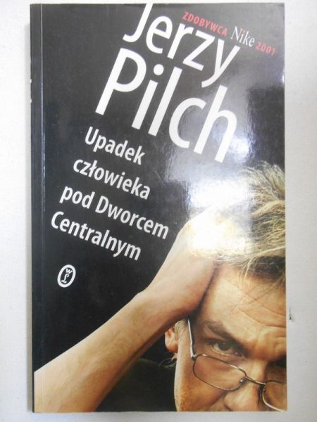 Upadek człowieka pod Dworcem Centralnym