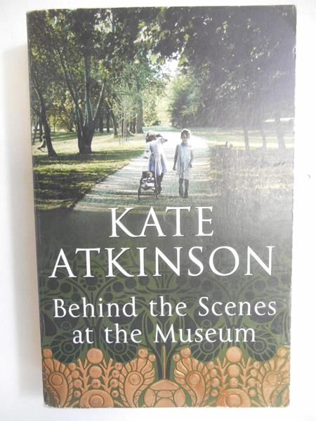 Atkinson Kate - Behind the Scenes at the Museum