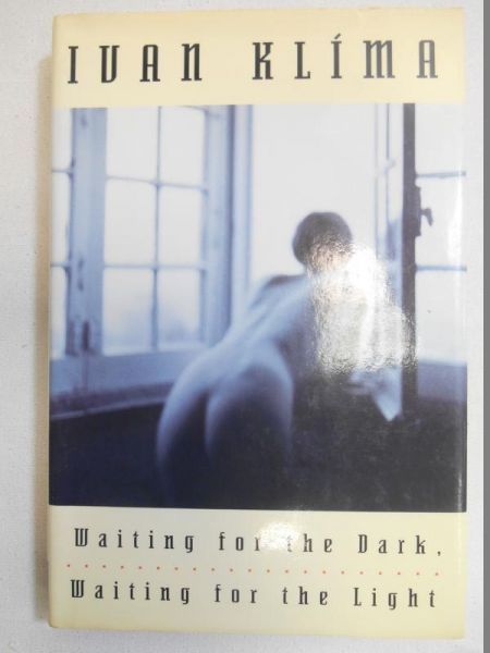 Waiting for the Dark, Waiting for the Light