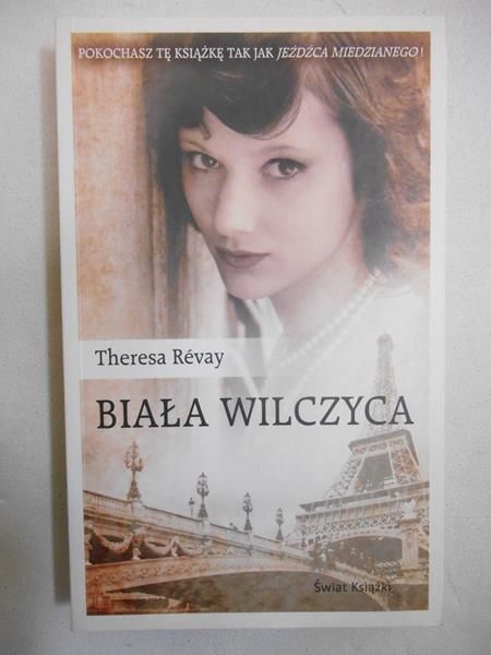 Biała wilczyca
