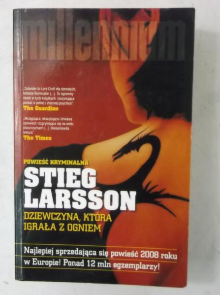 Larsson Stieg - Dziewczyna, która igrała z ogniem