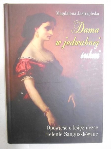 Dama w jedwabnej sukni