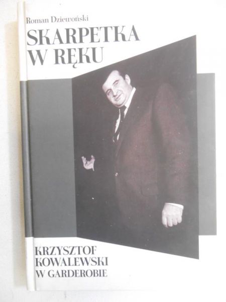 Skarpetka w ręku