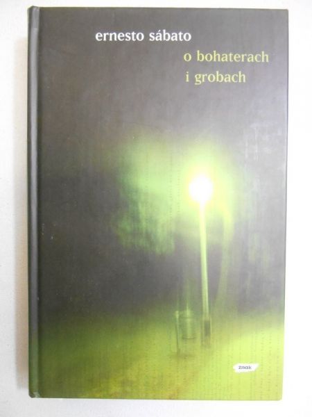 O bohaterach i grobach