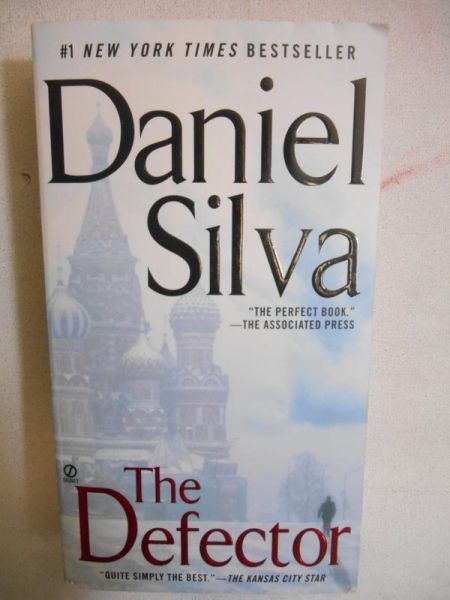 Silva Daniel - The Defector