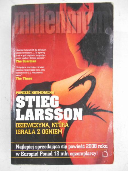 Larsson Stieg - Dziewczyna, która igrała z ogniem