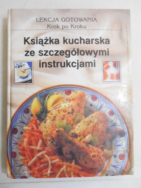 Ksiąźka kucharska ze szczegółowymi instrukcjami