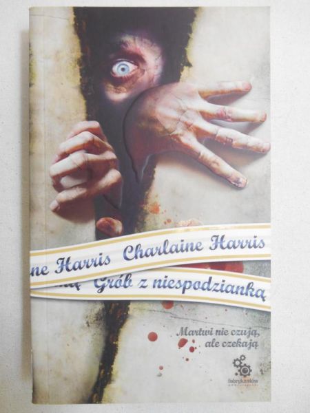 Harris Charlaine  - Grób z niespodzianką