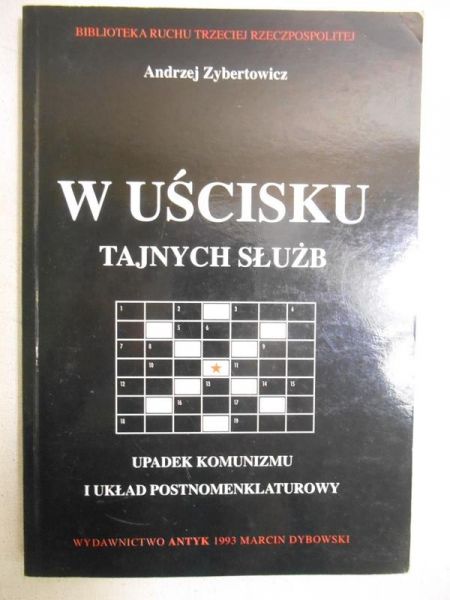 W uścisku tajnych służb