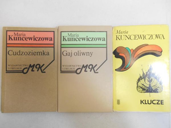 Gaj oliwny/Klucze/Cudzoziemka