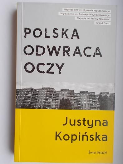 Polska odwraca oczy