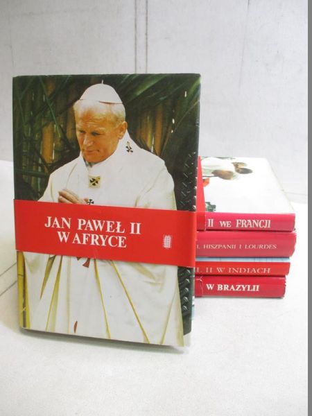 Jan Paweł II. Pierwszy Polak na Stolicy Piotrowej, 5 książek