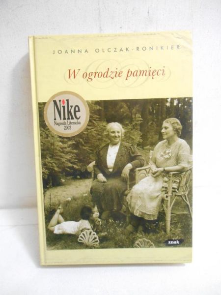 W ogrodzie pamięci