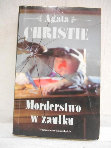 Christie Agata - Morderstwo w zaułku