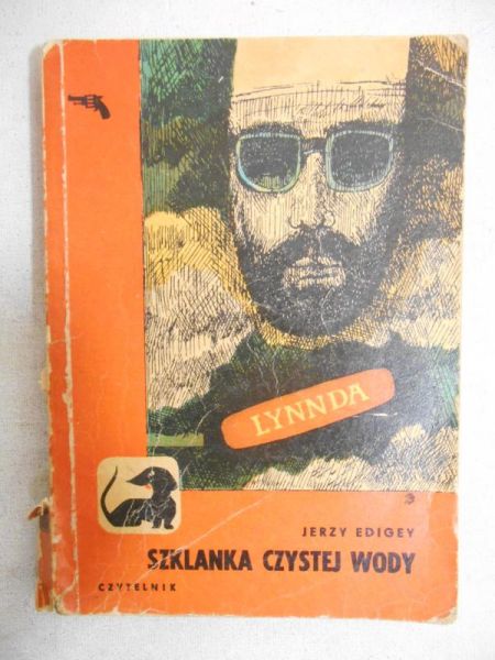 Szklanka czystej wody
