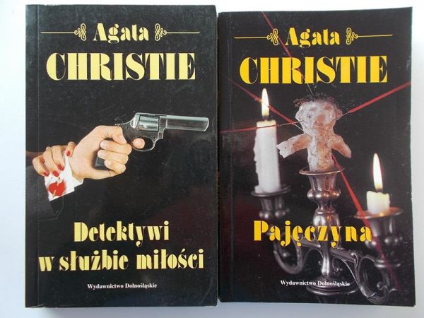 Christie Agata - Pajęczyna, Detektywi w służbie miłości
