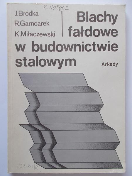 Blachy fałdowe w budownictwie stalowym